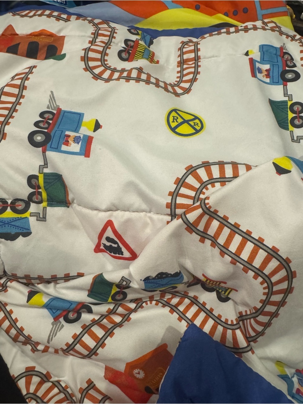 Train bedding set - Picture 2 of 6